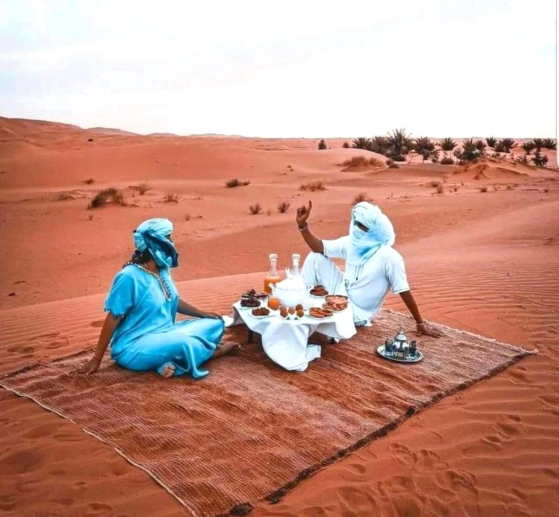 Luxury Bedouin Camp Bed & Breakfast Merzouga Exterior foto