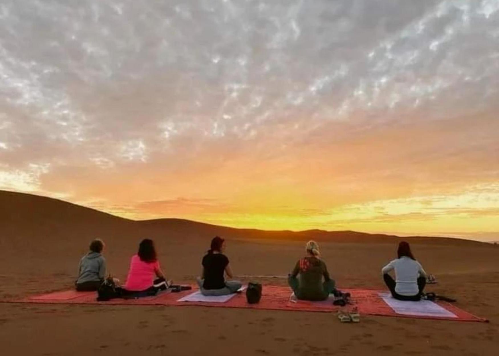 Luxury Bedouin Camp Bed & Breakfast Merzouga Exterior foto